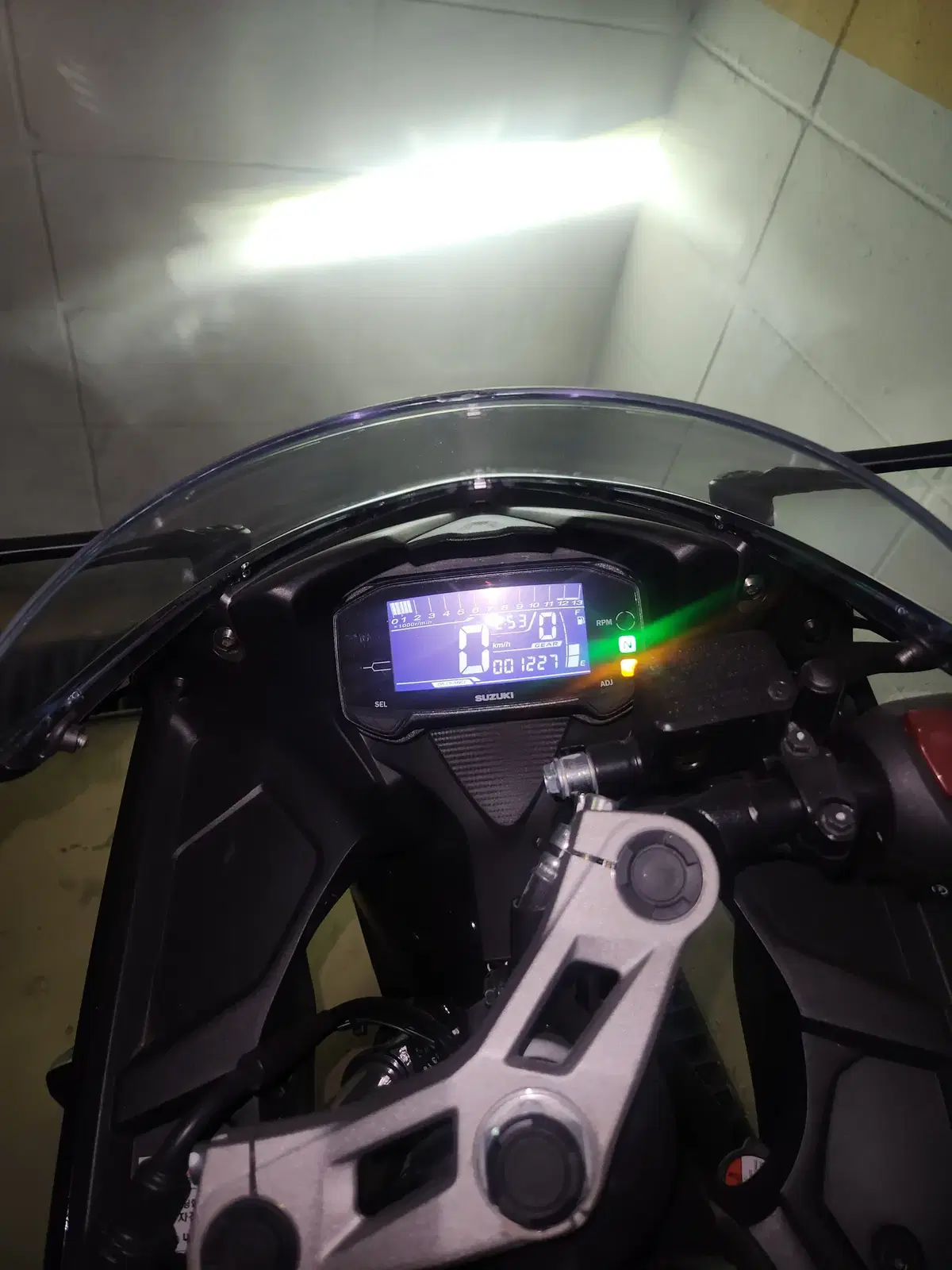 gsx r 125 2023년식1,2@@km 상태 A (업자X)