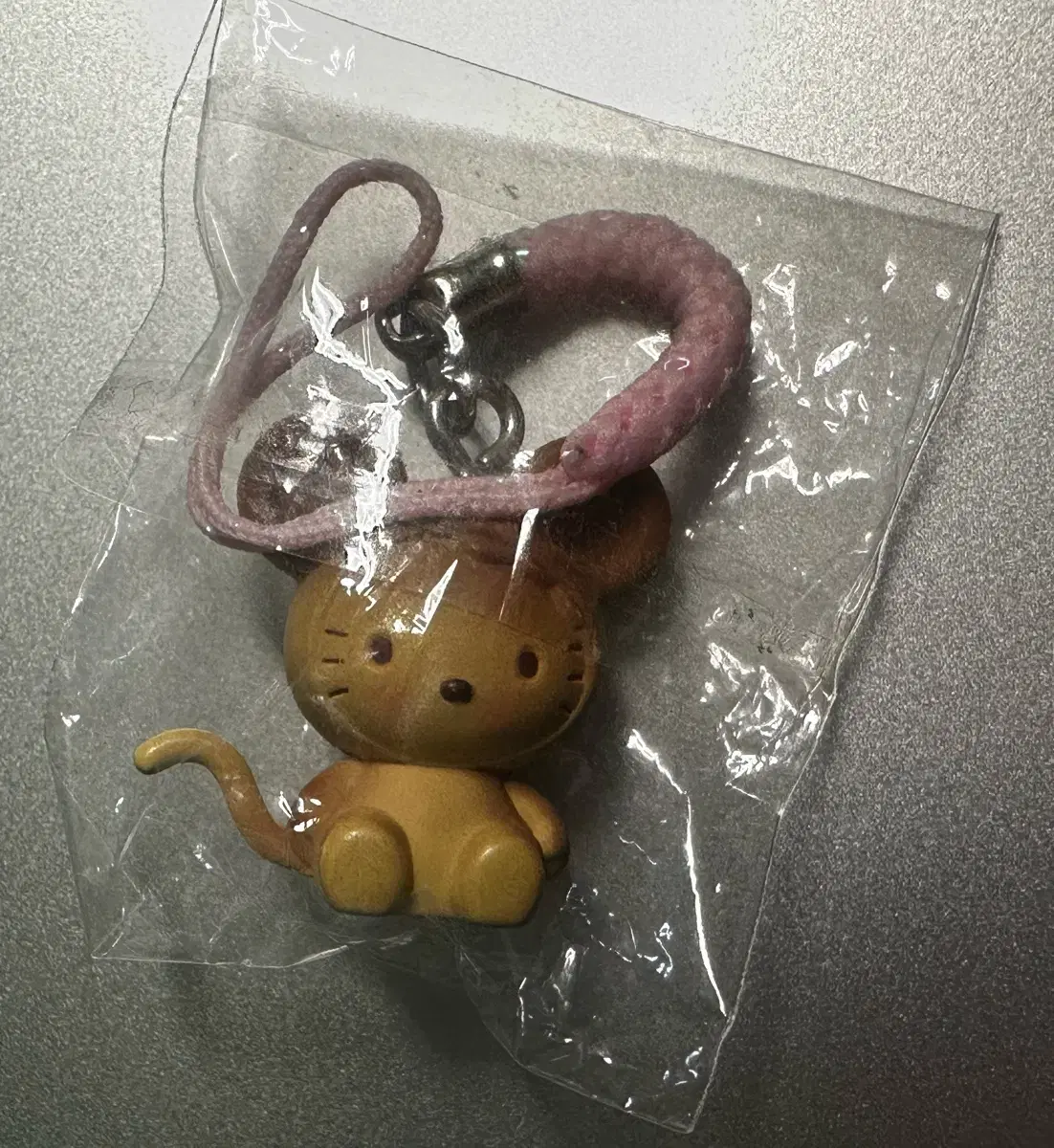 Cookie Kitty Strap