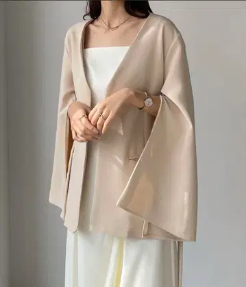 루엘레 2way 슬릿 슬리브 노카라 자켓