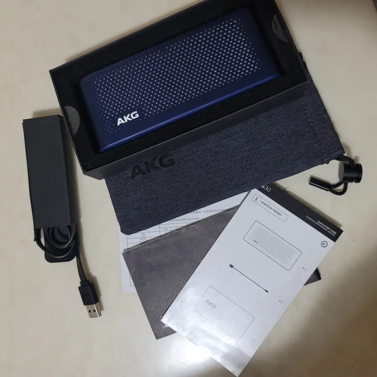 AKG S30 블루투스 스피커 / Bluetooth speaker