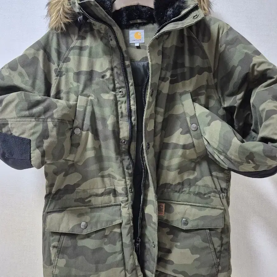 칼하트 Camo Trapper Parka