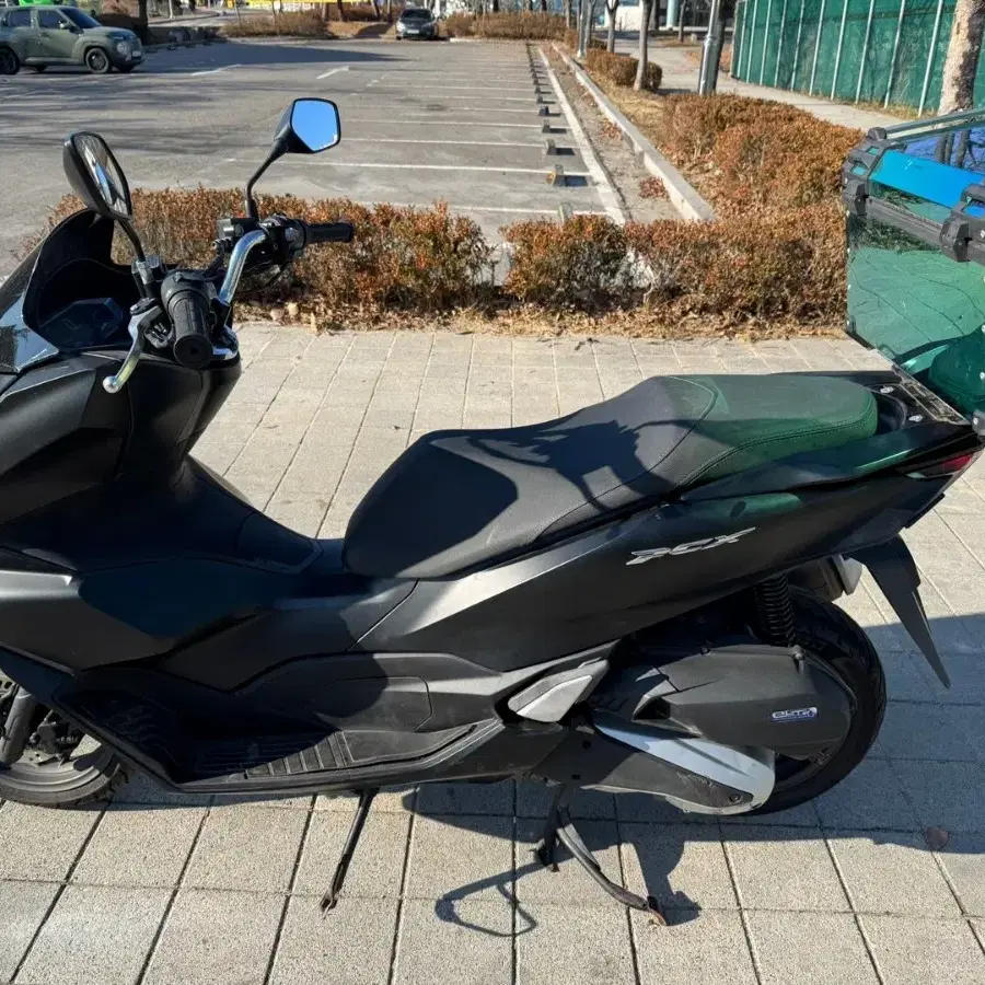 혼다 pcx125 21년 abs 짧은키로수 판매합니다