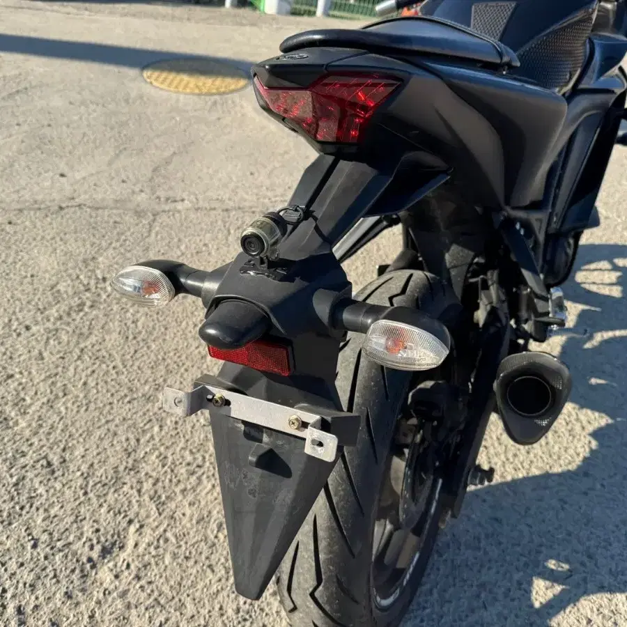 야마하 yzf r3 20년 풀튜닝풀옵션 판매합니다