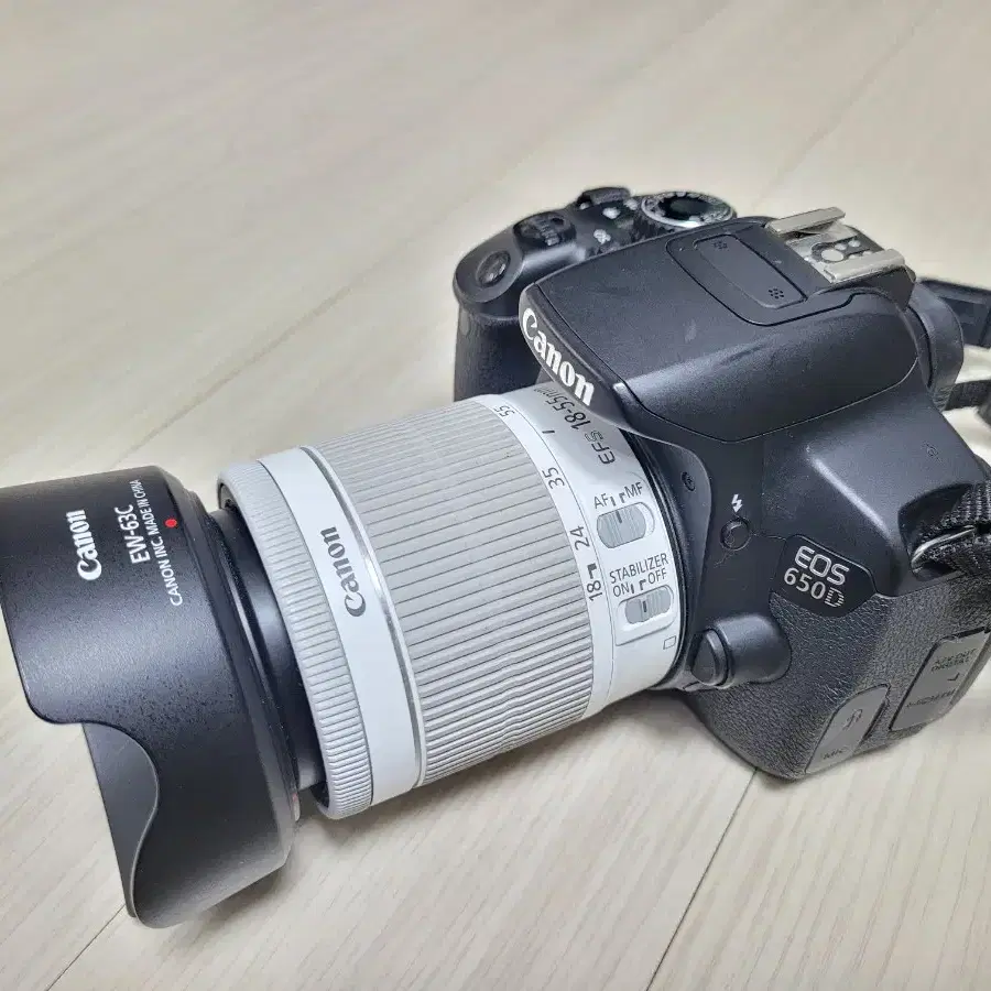 캐논 카메라 EOS 650D 와 18-55 IS STM 신형 렌즈