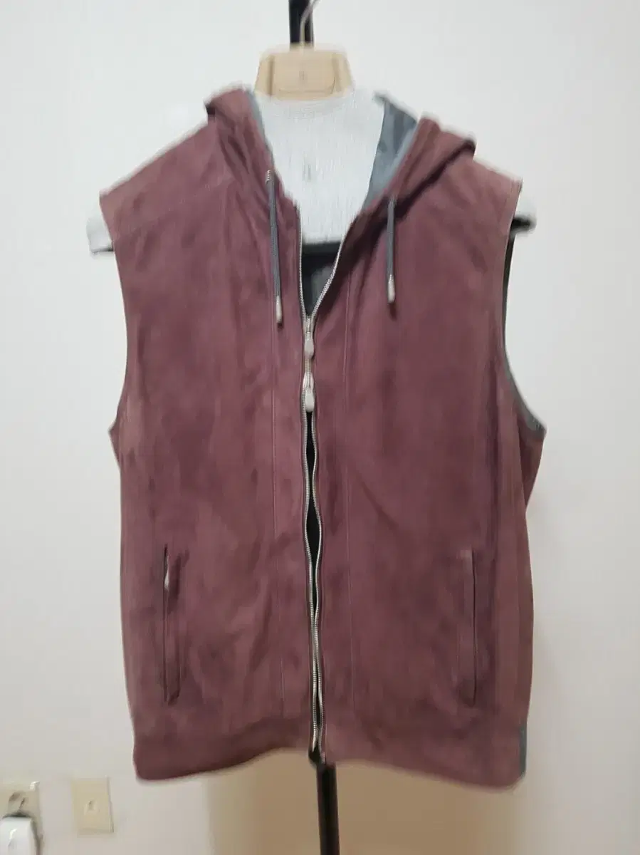 Cucinelli Suede Vest M