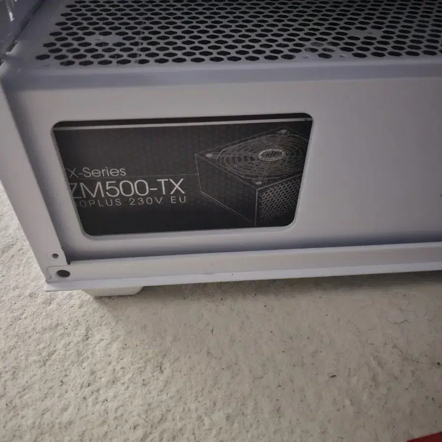 데스크탑 라이젠5 2600 16G gtx1080 rtx2060 옆판없음