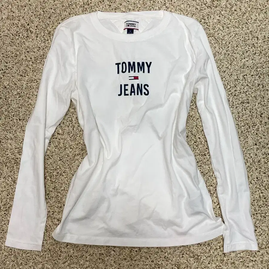 Tommy Jeans Standard Fit Long Sleeve