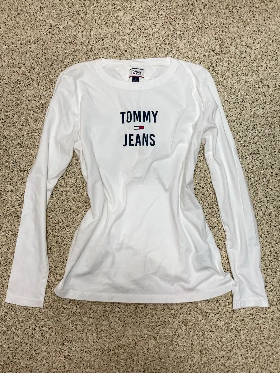 Tommy Jeans Standard Fit Long Sleeve