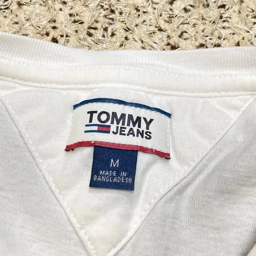 Tommy Jeans Standard Fit Long Sleeve