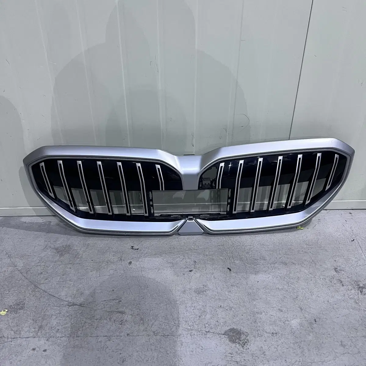 BMW5시리즈  G60 G61 LED 라디에이터 그릴