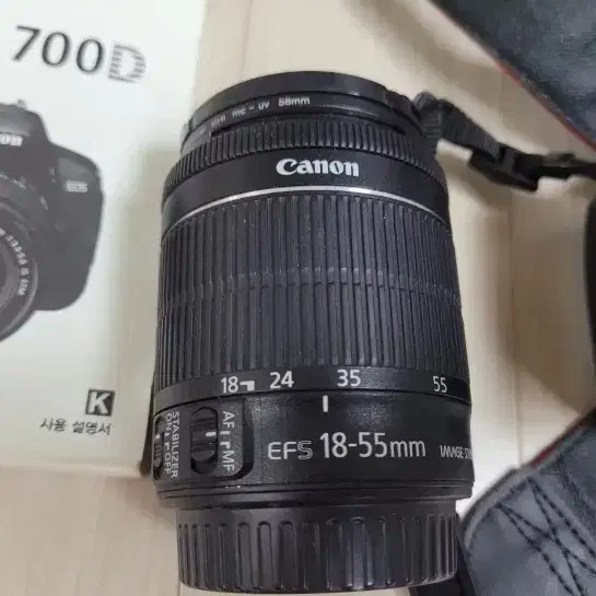 깔끔한 캐논 카메라 EOS 700D 와 18-55 렌즈 세트