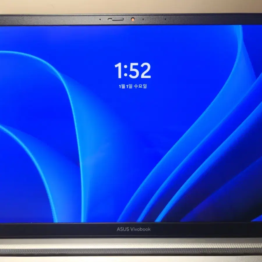 ASUS VivoBook 노트북