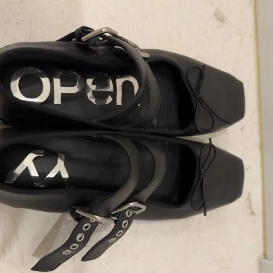 openyy 오픈와이와이 BUCKLE BALLET FLATS 37.5