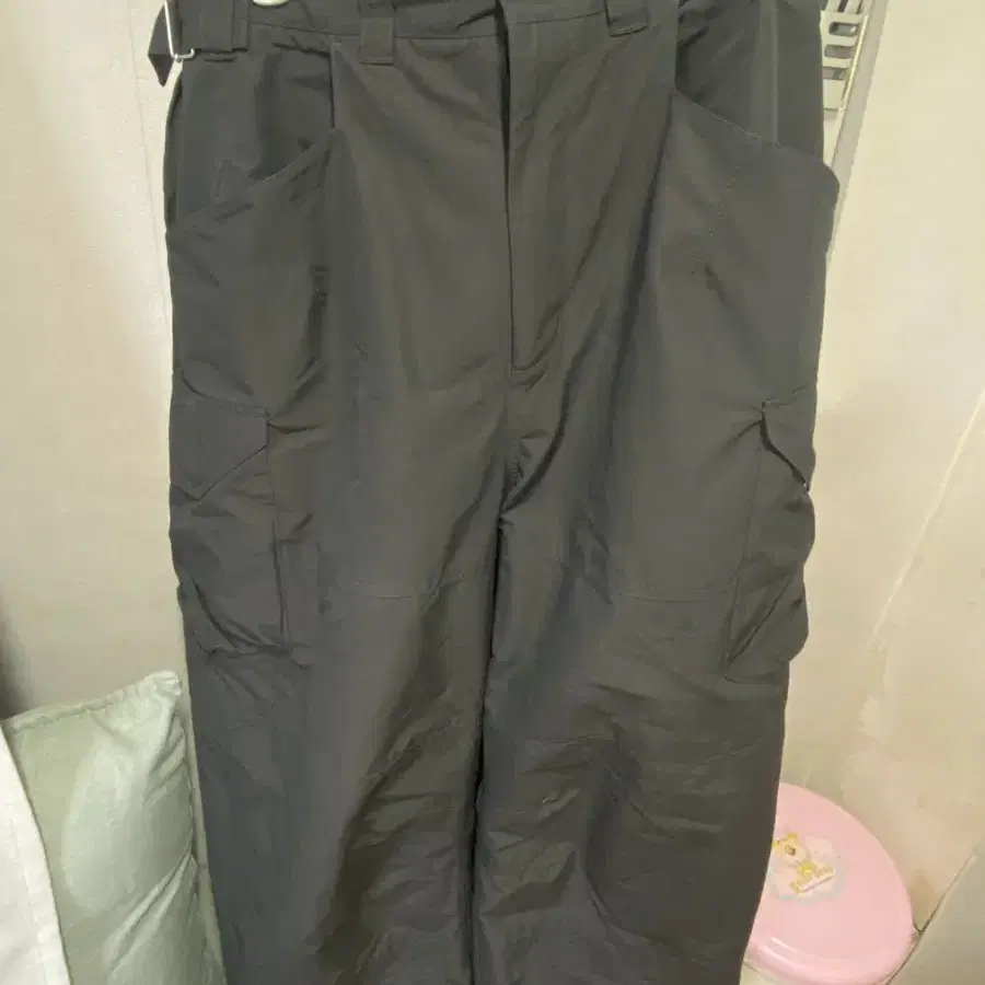 해칭룸 폴리카 Polica Pants Charcoal  (3size)