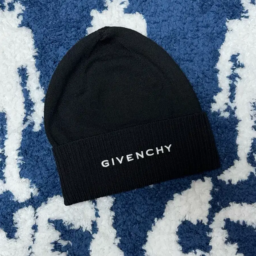 지방시 울 비니 givenchy beanie 블랙