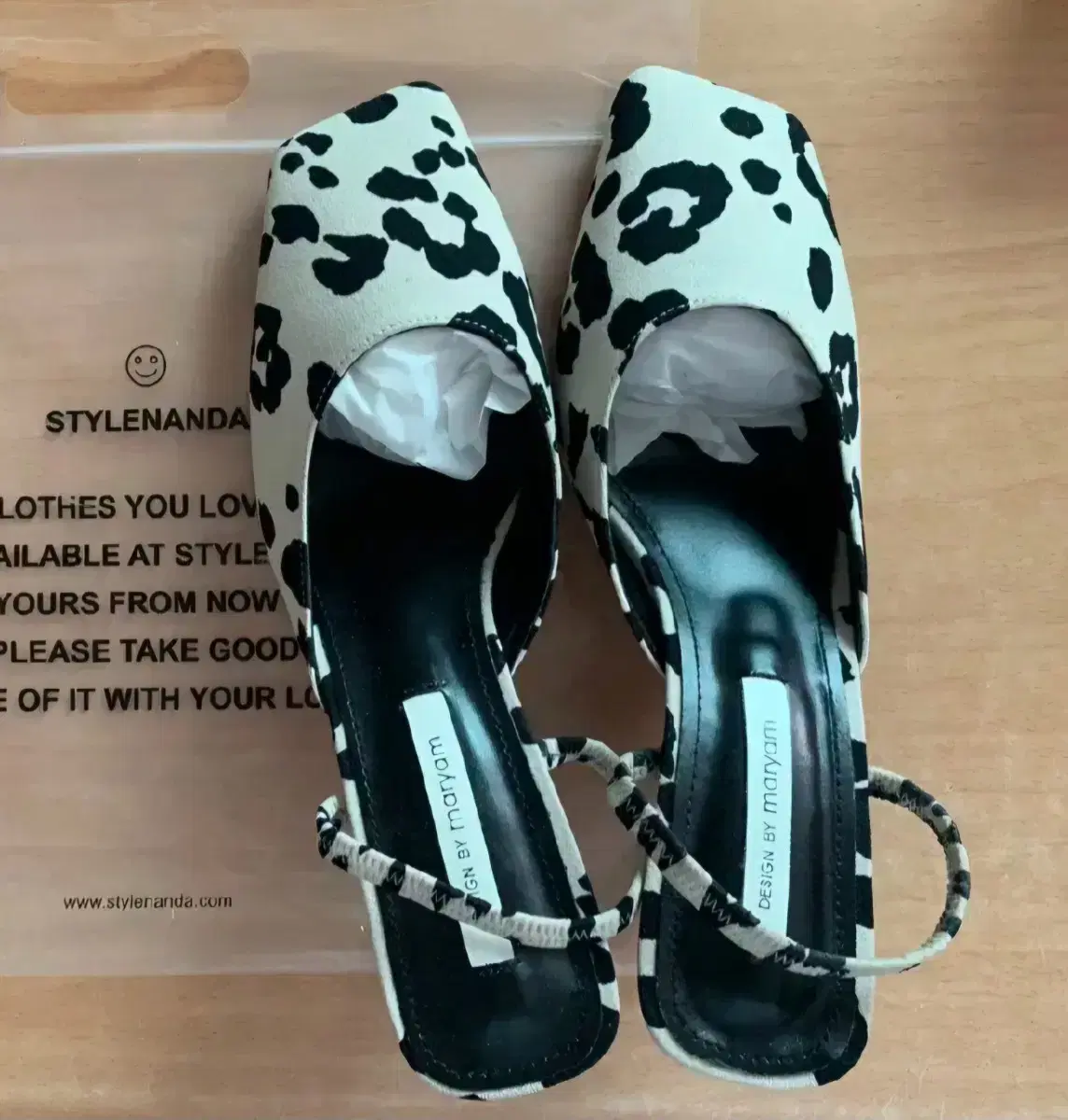 StyleNAYEON MARYAM Leopard backless heels