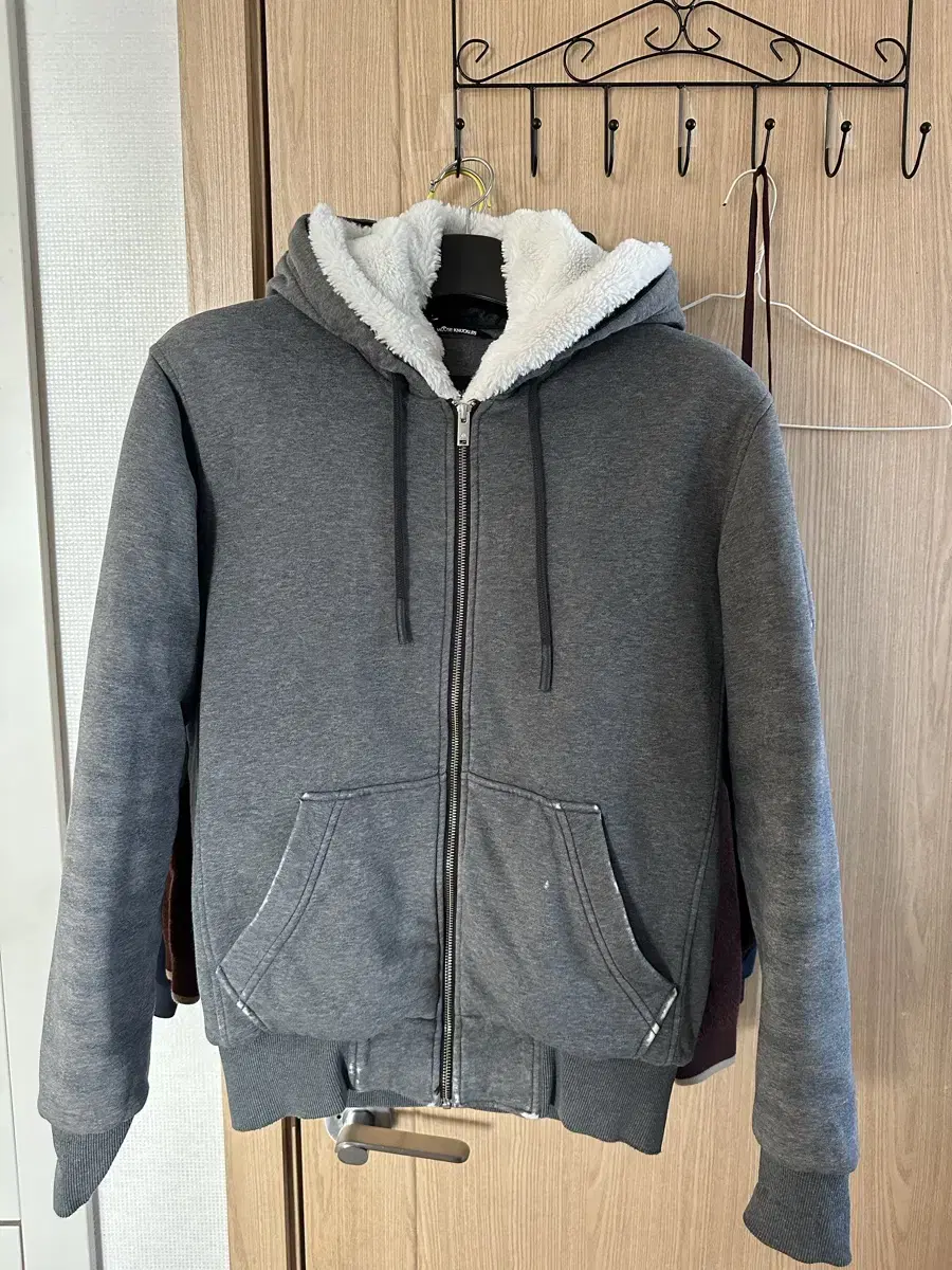 [S] Genuine Musk Knuckles Bernice Woolen Hooded Jacket sells