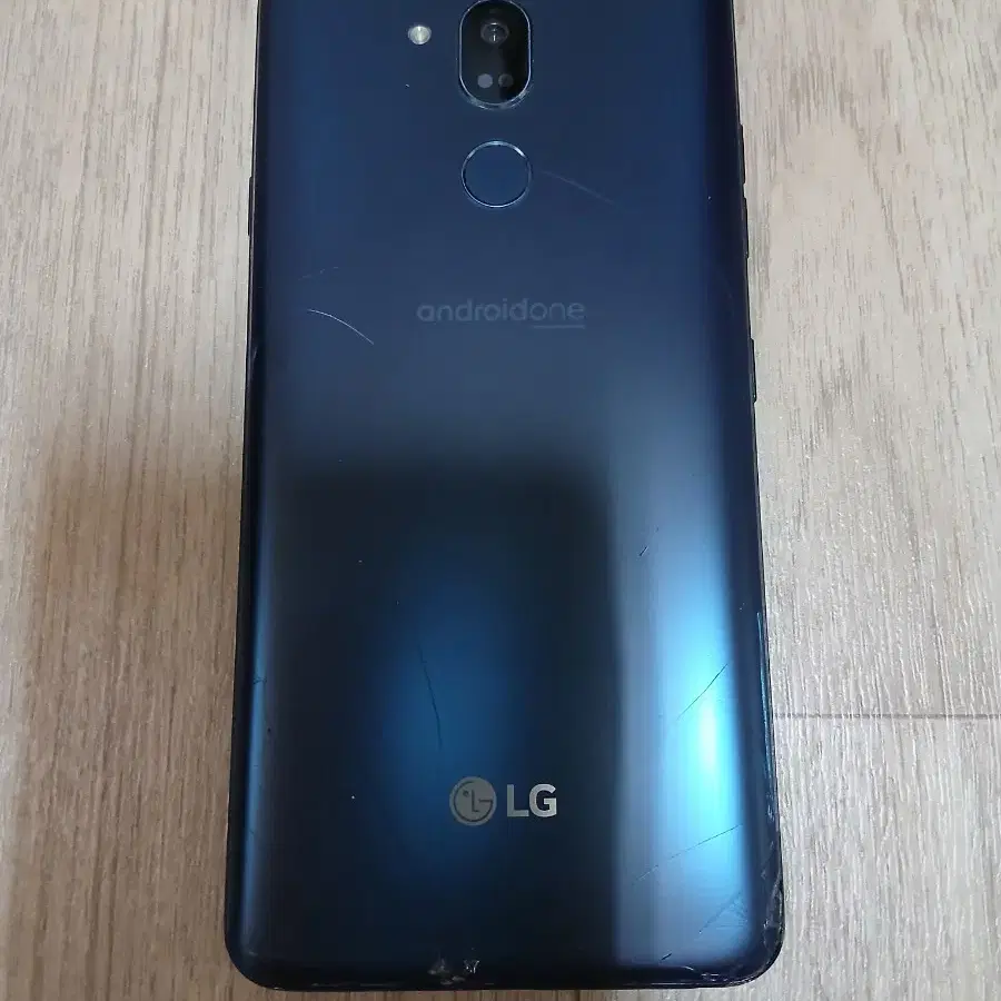 LG Q9 One