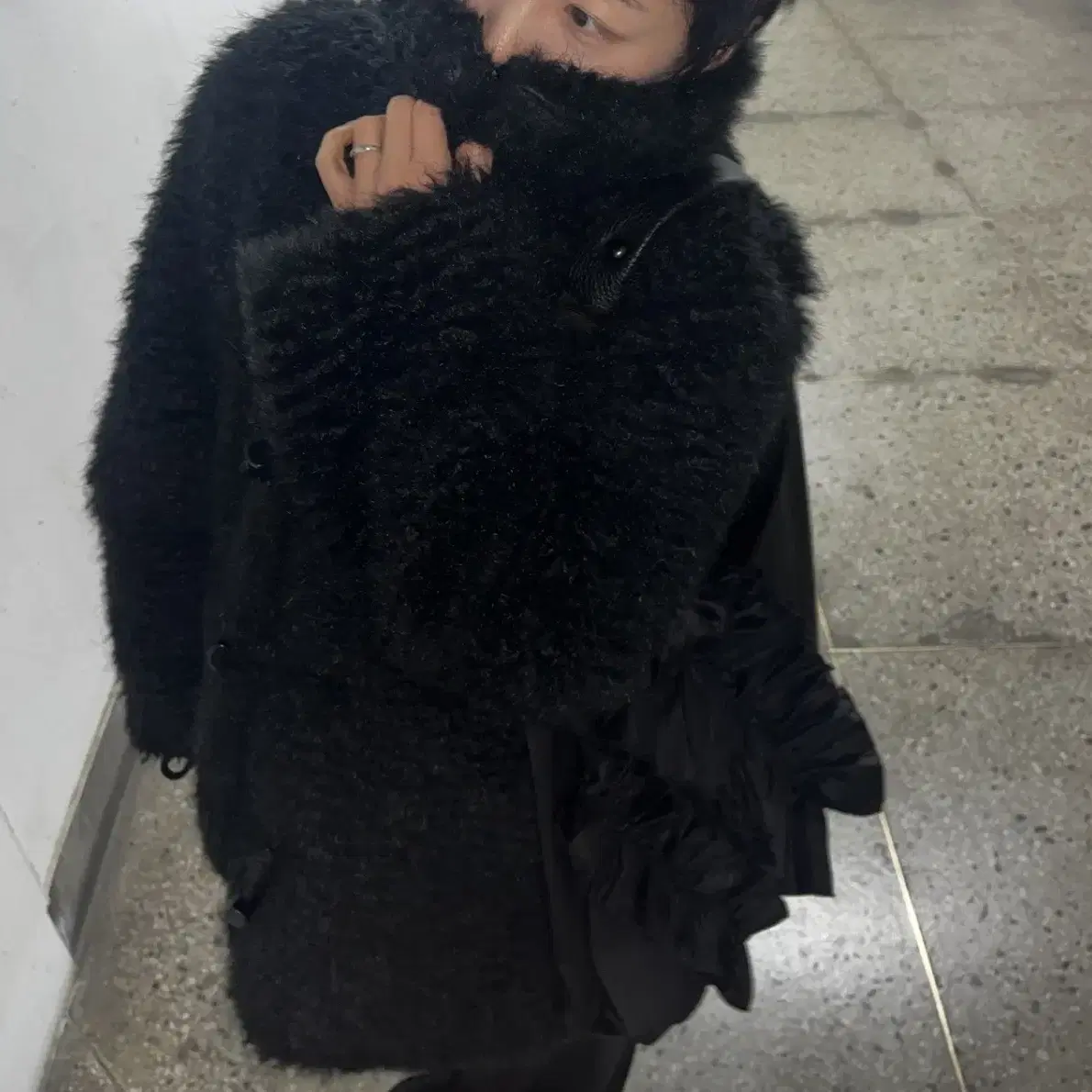 새제품) 생긴스튜디오 NIMBUS TOGGLE FUR COAT