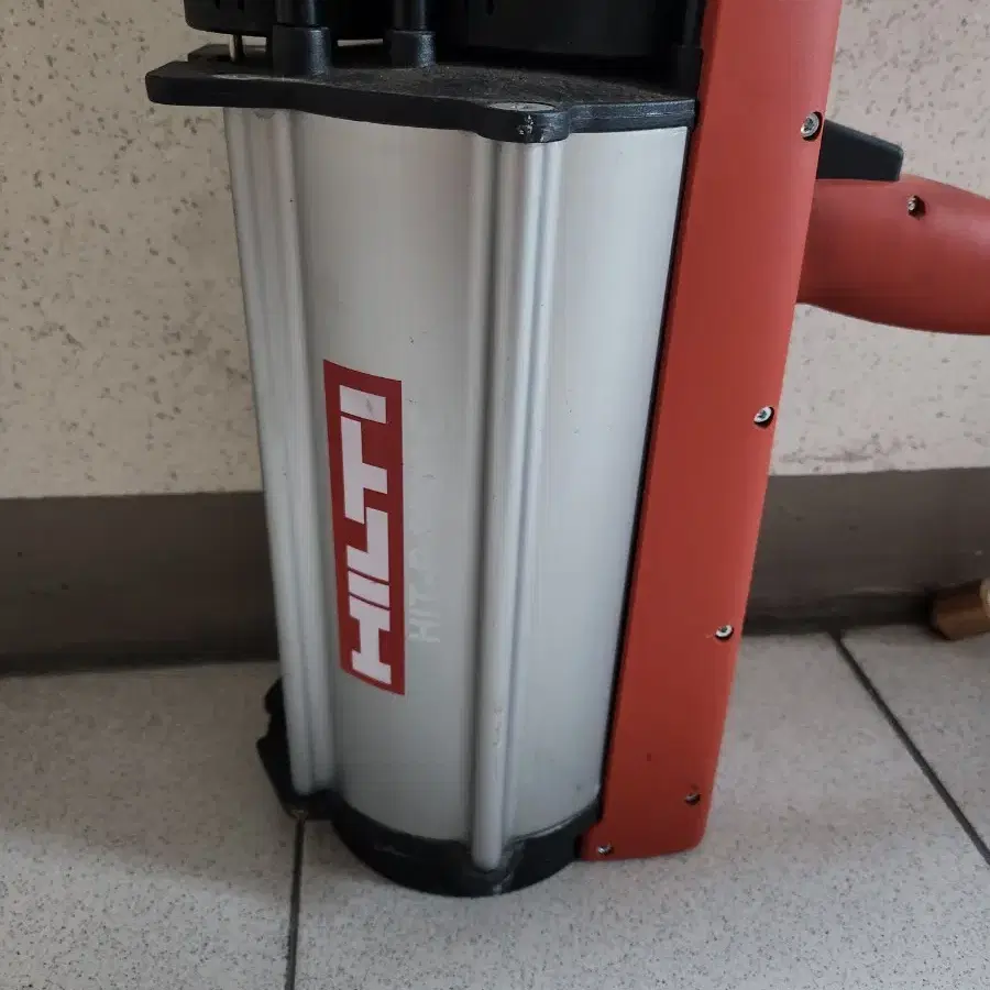 HILTI 힐티 8000 D 케미컬 앵커 접착제 디스펜서 힐티 글루건