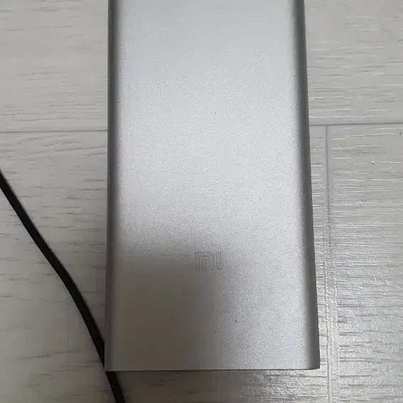 NZR 뉴지로 발열조끼 + 보조배터리 10000mAh 패키지 상태A급