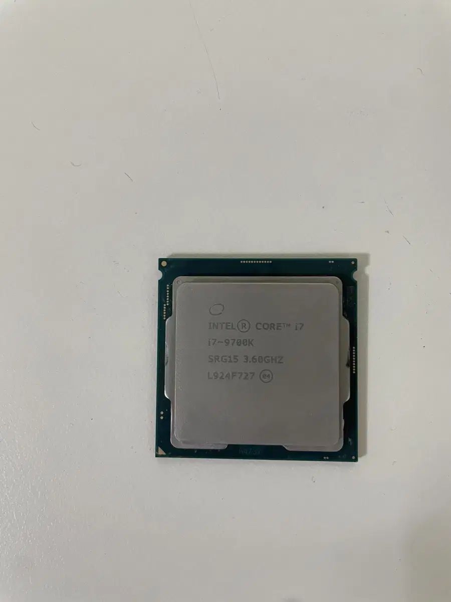 고장 인텔 i7-9700k 택포