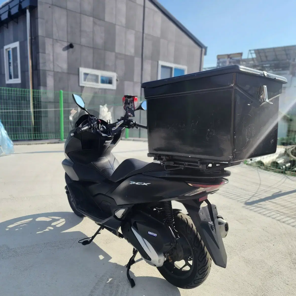 pcx125 22년형 abs 2만km롱스크린배달통 셋팅 판매합니다