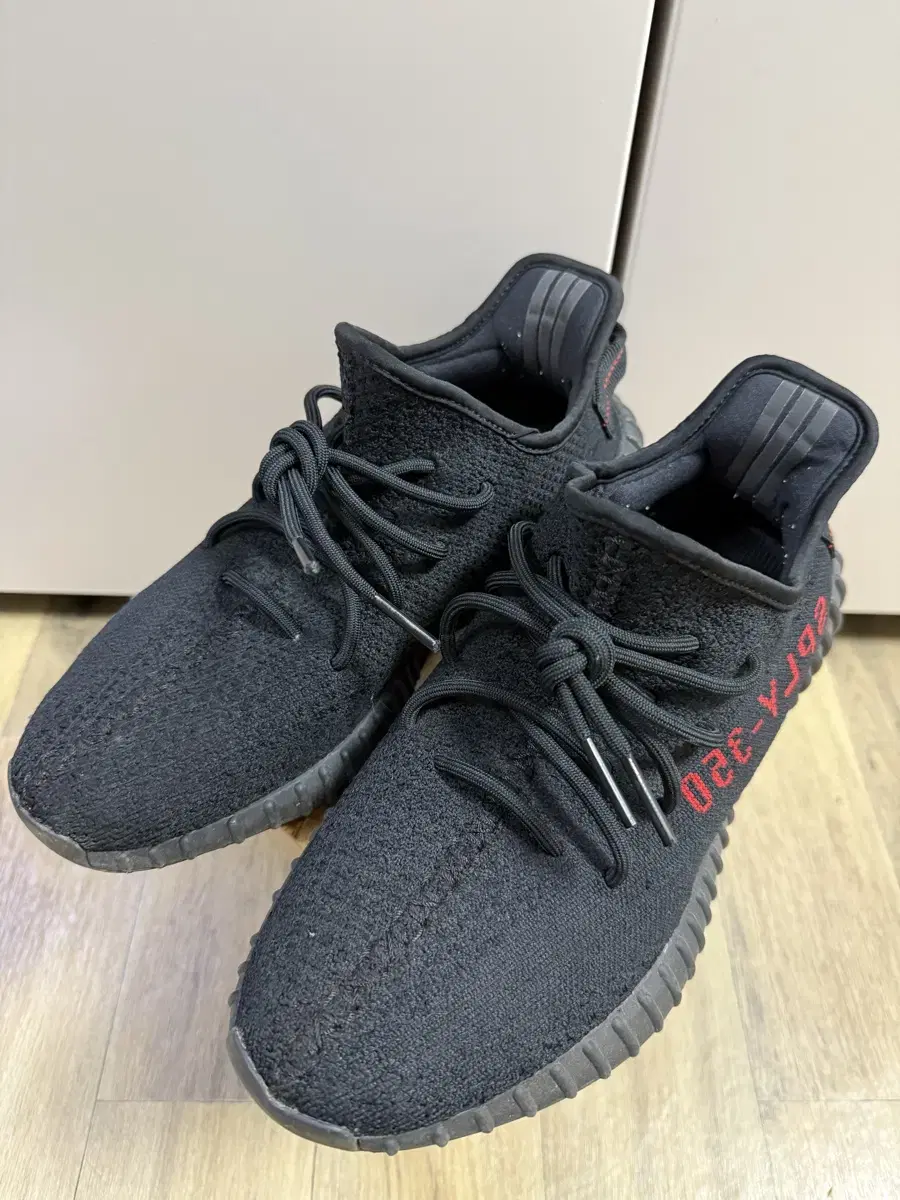 아디다스 Yeezy Boost 350 V2 블랙 275