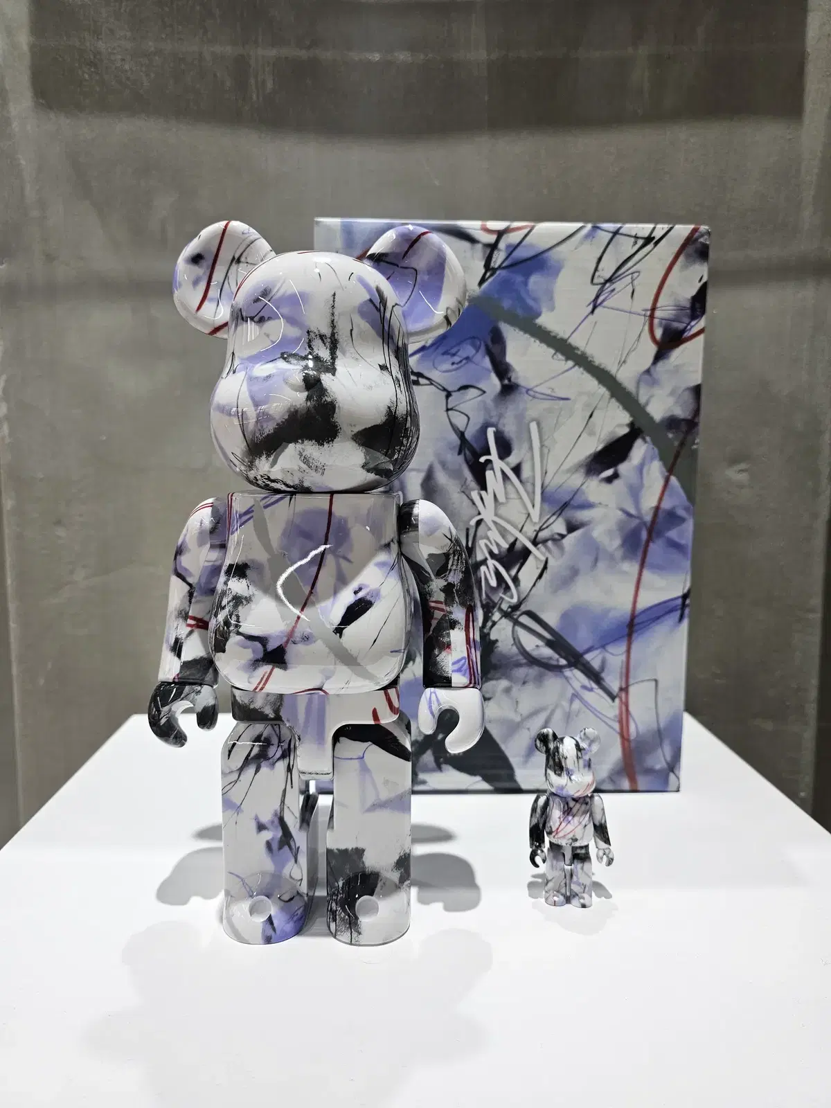 푸추라 베어브릭 400% 100%  Futura Bearbrick