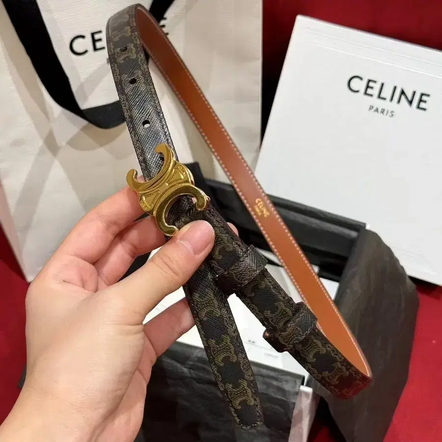 Celine소가죽 허리띠  너비 2.5cm