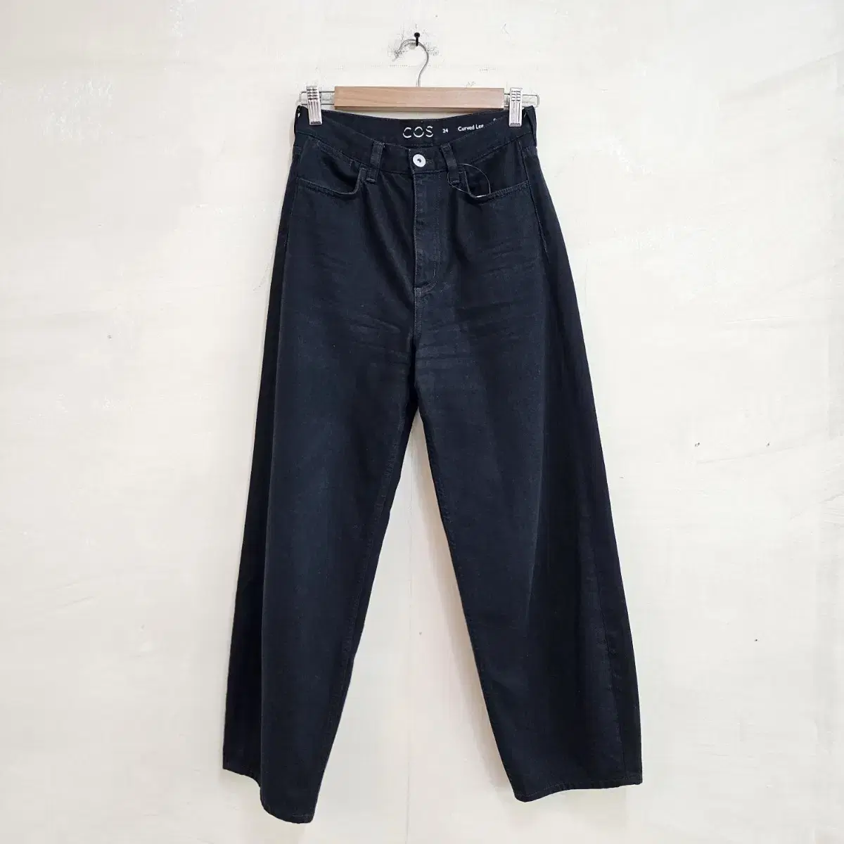 [COS] Curved Black Denim Pants