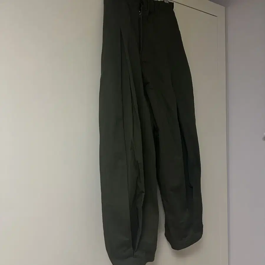 [S] sage nation Box Pleat Trouser 세이지네이션