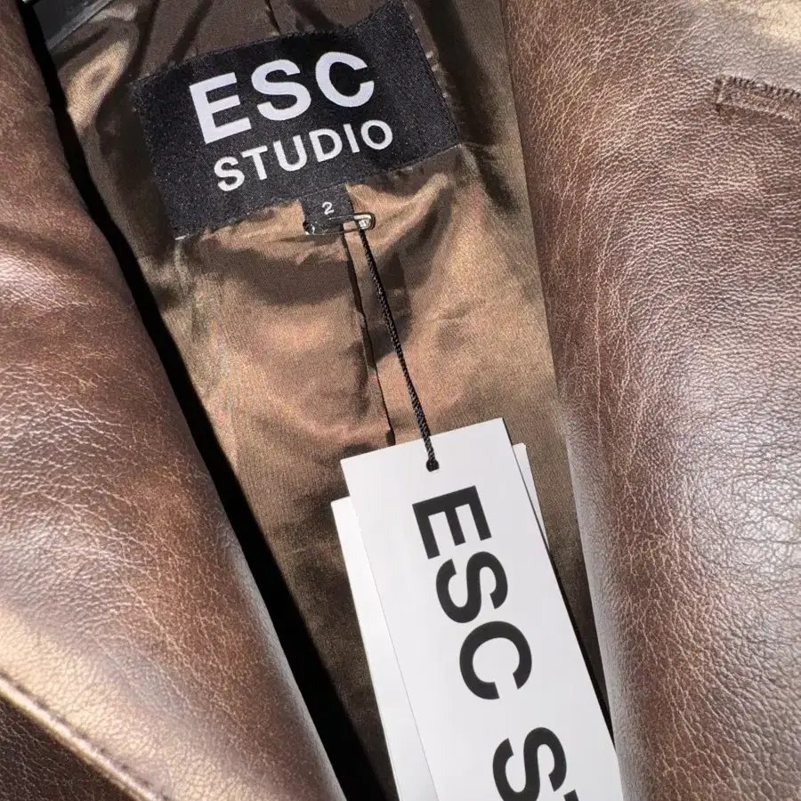 (ESC STUDIO) Leather Blazer