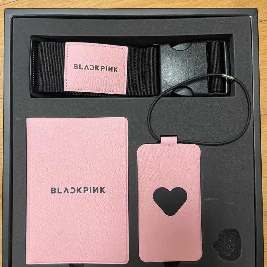 BLACKPINK TRAVEL SET 팝니다