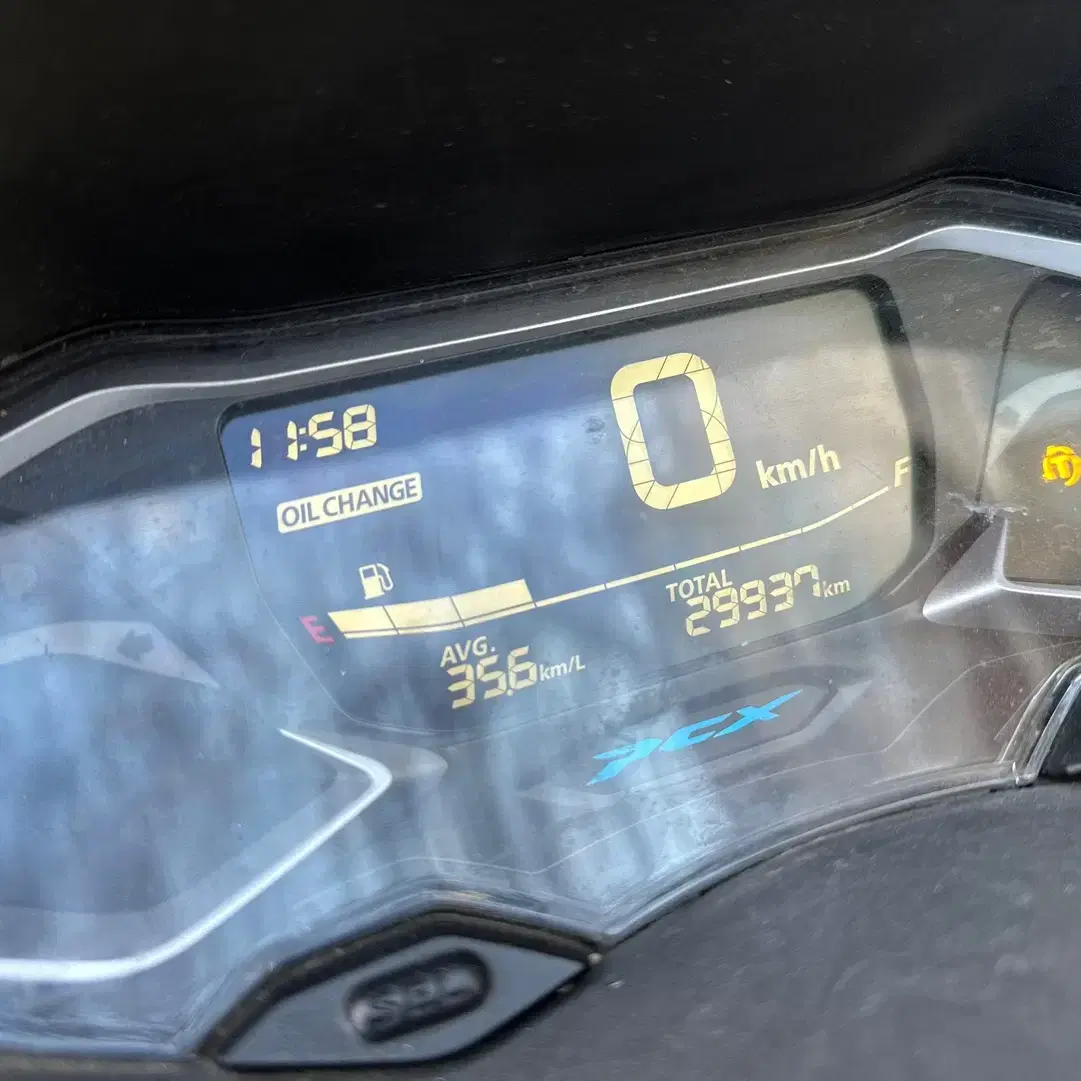 혼다 pcx125 22년식 3만km 판매합니다.