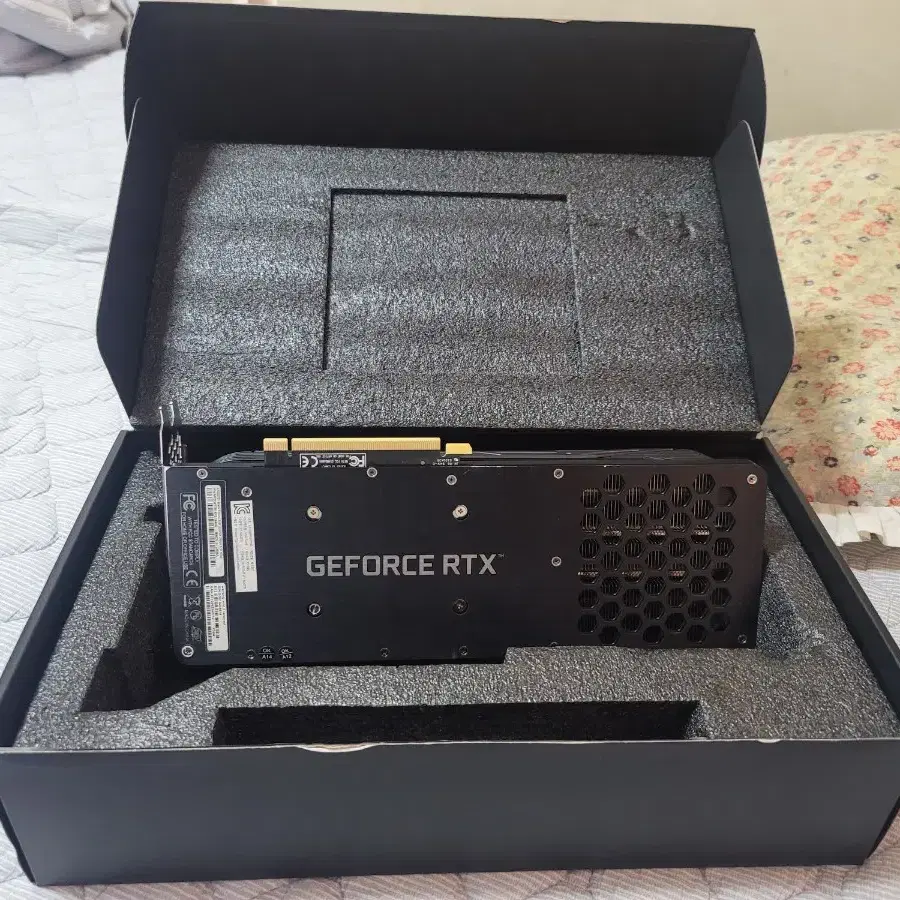 이엠텍 RTX 3070 Ti BLACK EDITION D6X 8G 판매