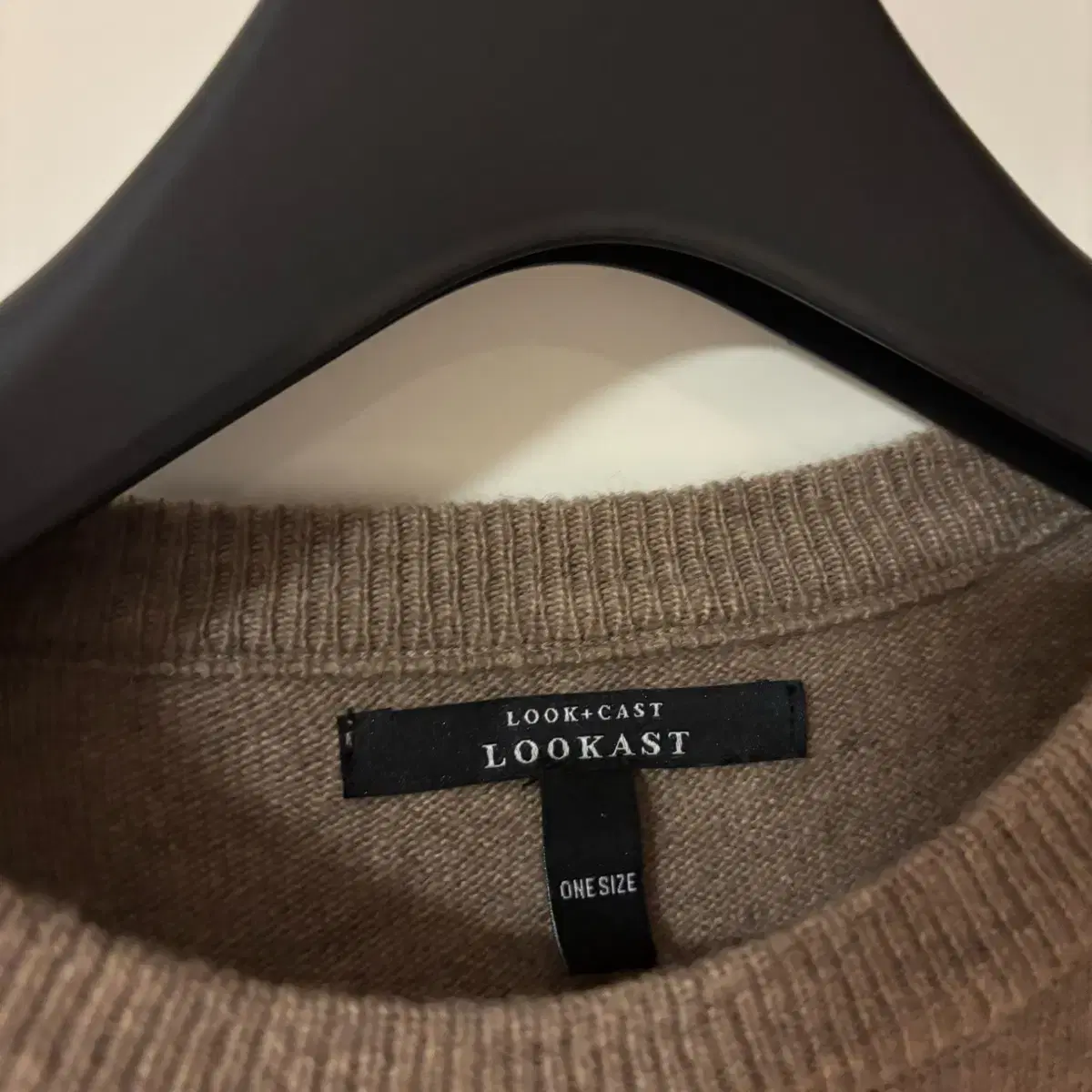 룩캐스트 니트 ETRE CASHMERE SWEATER 올드머니룩