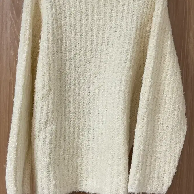 레터 헤어리보트넥 니트 letter hairy boatneck knit