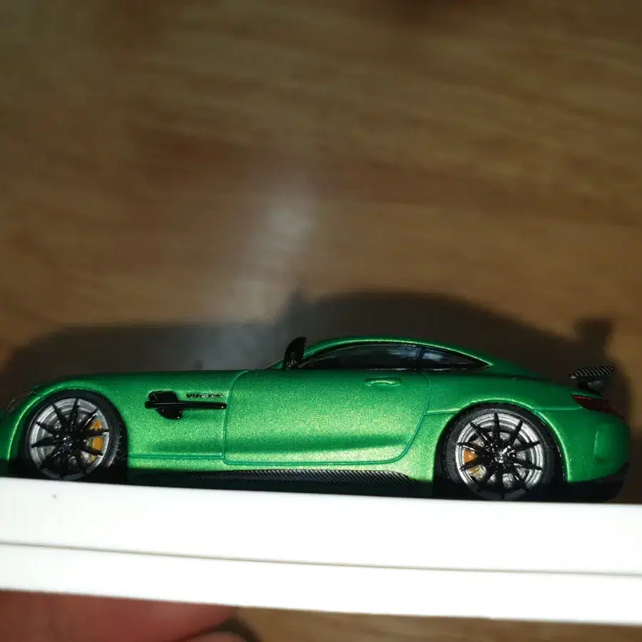 다이캐스트 mj  amg gtr 1:64  1/64