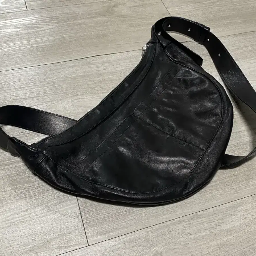 엔벨로프 valentine hobo bag