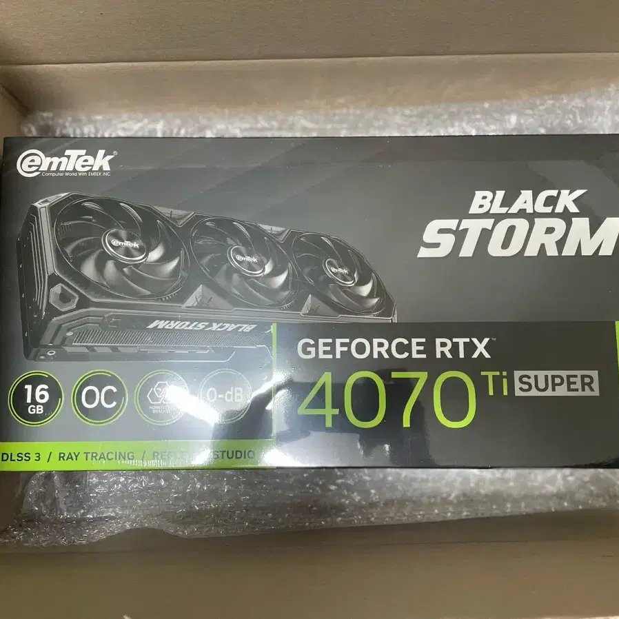 이엠텍 지포스 RTX 4070 Ti SUPER 블랙스톰 미개봉