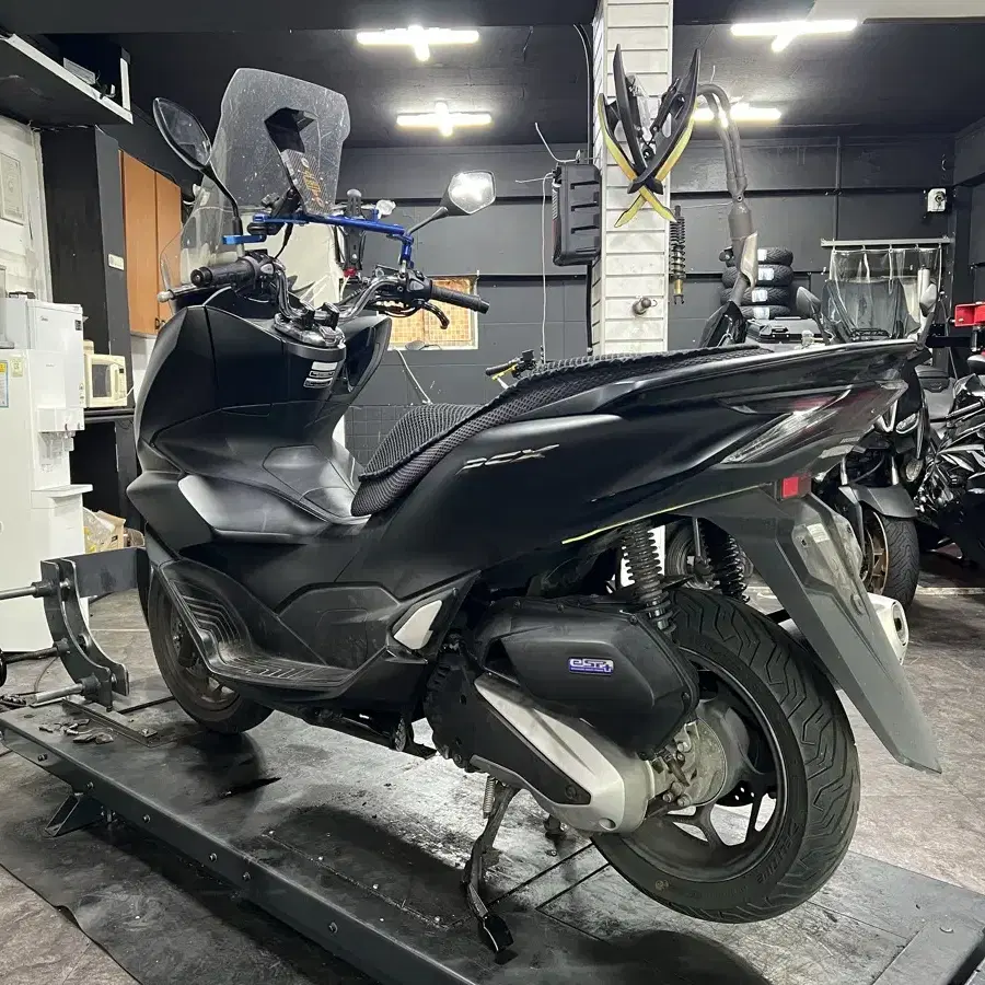 부산 23년식 pcx125 ABS