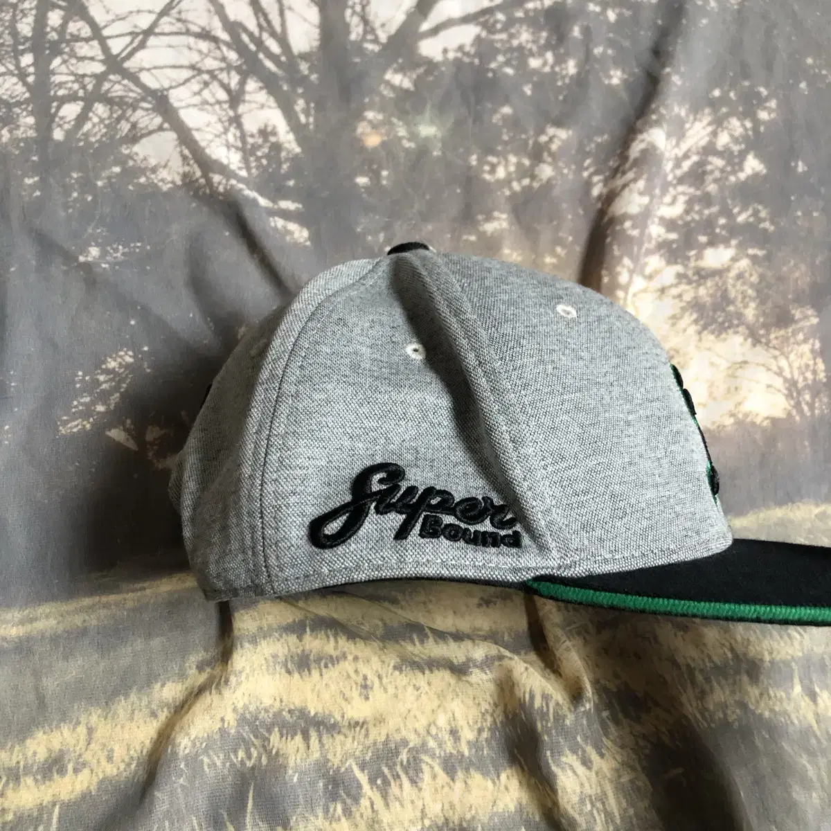 Vintage SMB green gray snap back