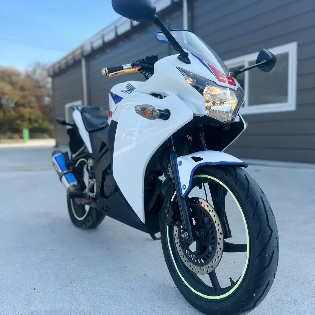 cbr125 16년식