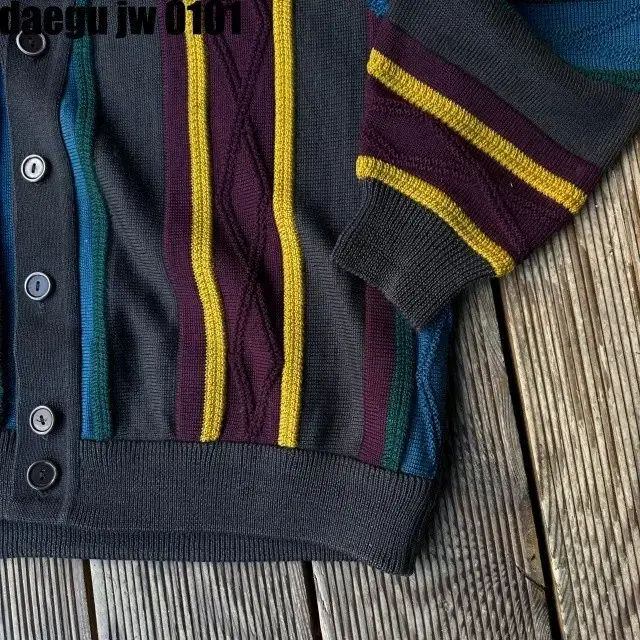 M 100 VINTAGE CARDIGAN 빈티지 가디건