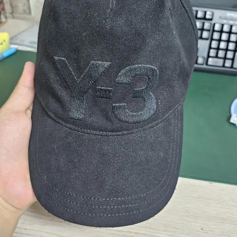 y3 모자