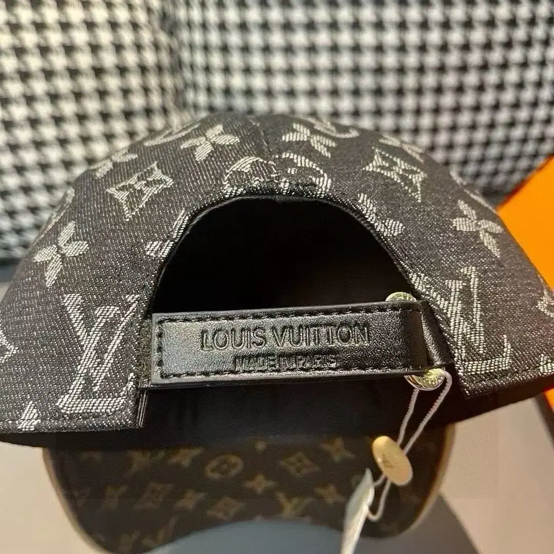 LOUIS VUITTON 야구모자 (M) 머리둘레 56-58cm