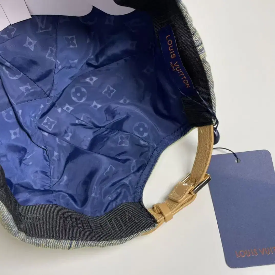 LOUIS VUITTON 야구모자 (M) 머리둘레 56-58cm