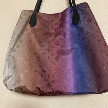 러셋 토트 팔레트 그라디종