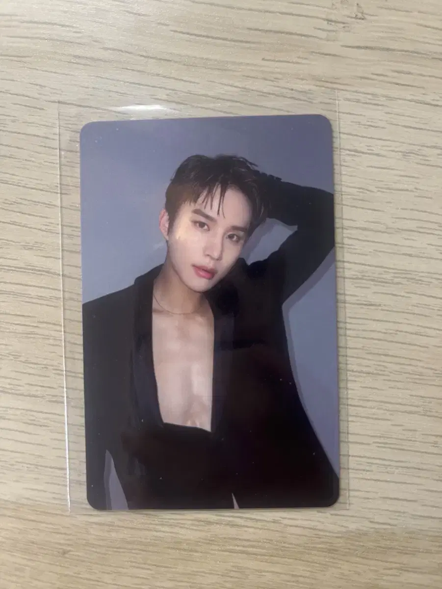 Finance jungwoo Perfume pre-order benefit photocard WTS